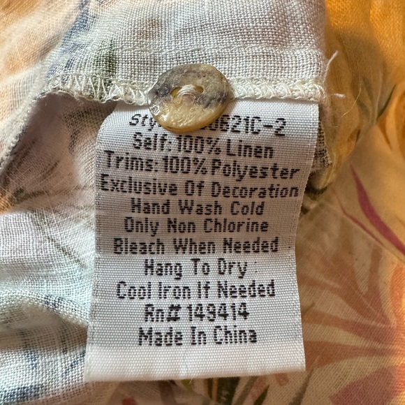 Johnny Was Tropical Linen Shorts. Size Medium - Picture 4 of 4